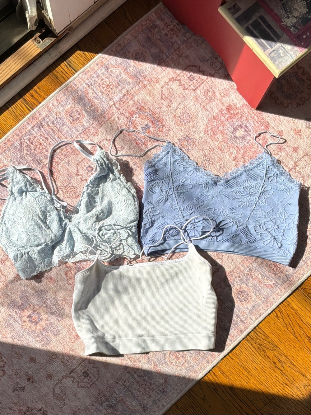 Women’s Lace & Seamless Bralette Set - Light Blue / Sky Blue